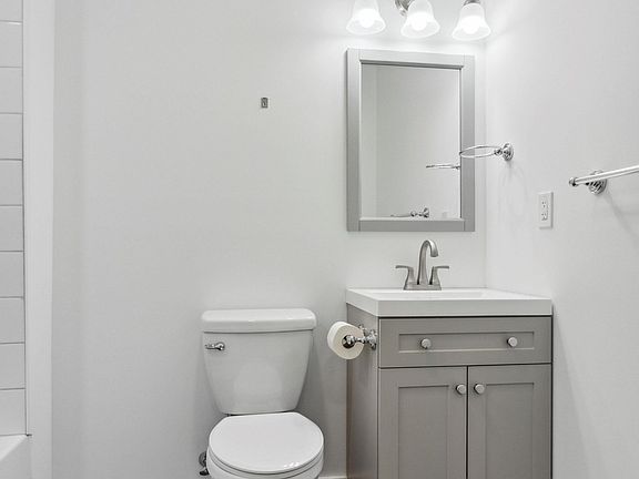 3rd image of 2045-49 Trenton Ave #2