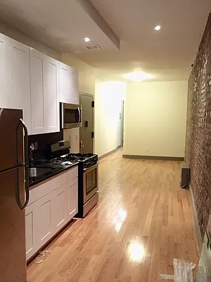 Rented by Ridgewood Realty Group | media 29