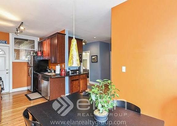 3rd image of 3659 N Damen Ave Unit 1