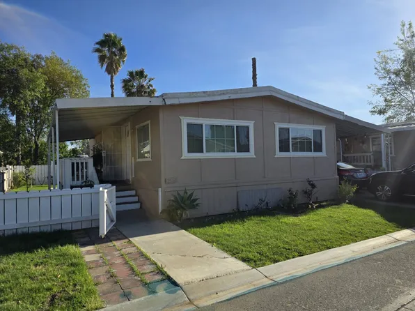 2851 S La Cadena Dr Space 156, Colton, CA 92324