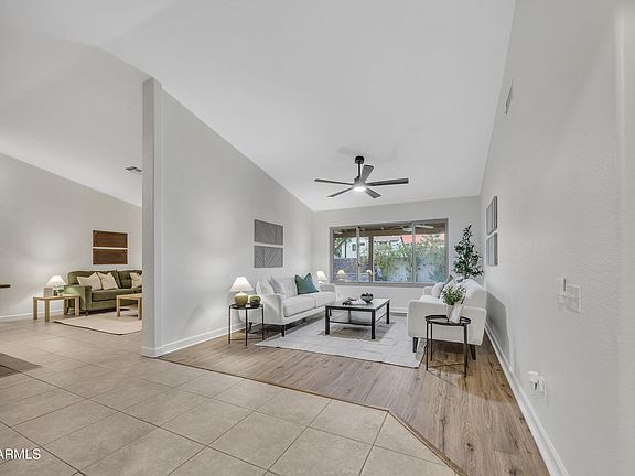 4th image of 446 W SERENO Drive