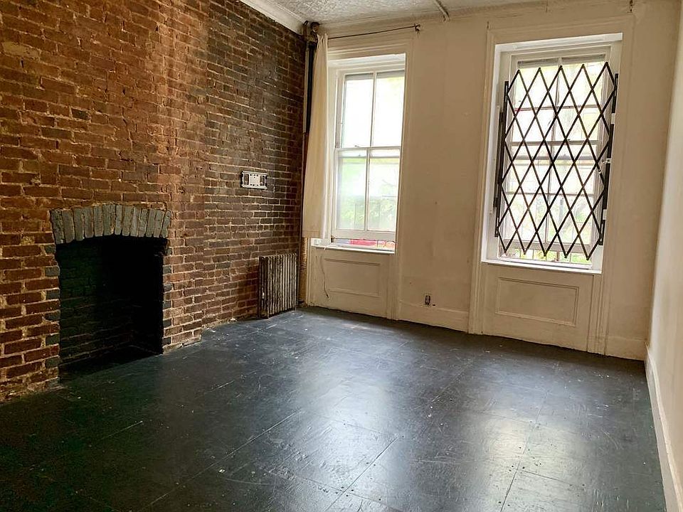 1st image of 346 E 9th St APT 7