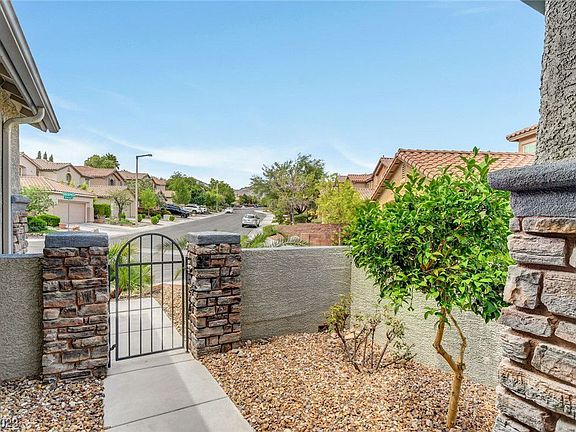 5th image of 11605 Grotta Azzurra Ave