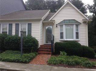 903 Park Place Dr APT E, Kernersville, NC 27284