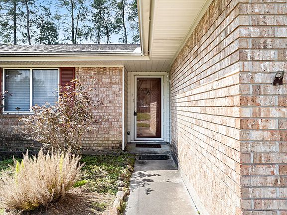 4th image of 4421 Memorial Dr