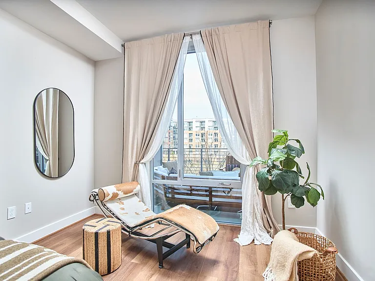 214 Hunt St #306 — Photo 13