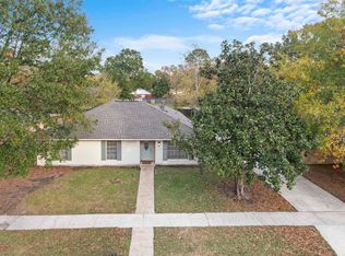 7851 Director Dr, Baton Rouge, LA 70817