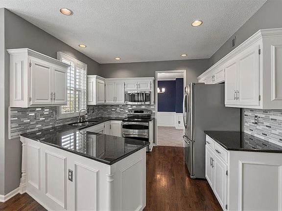 3rd image of 6502 W 150th St
