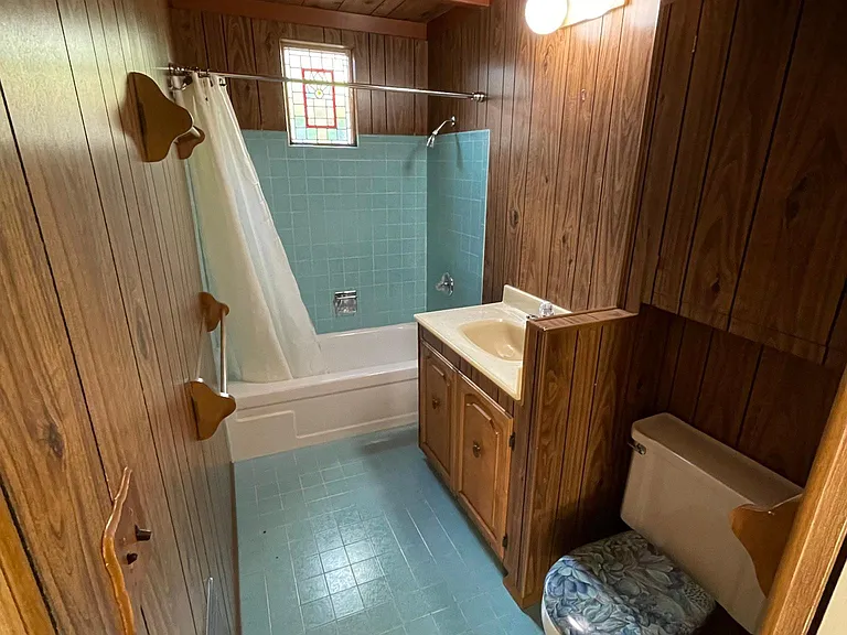 348 Glorietta Blvd — Photo 18