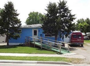 629 Pleasant St, Harvey, ND 58341