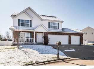 864 McCauley Ct, Saint Charles, MO 63303