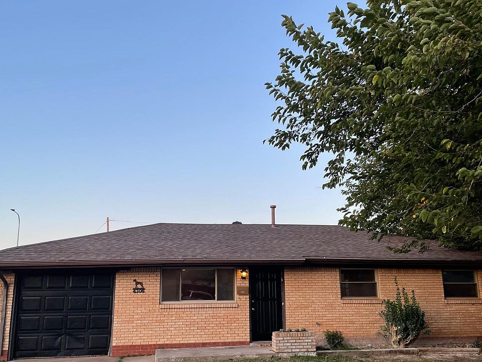 1st image of 4305 Woodedge Dr