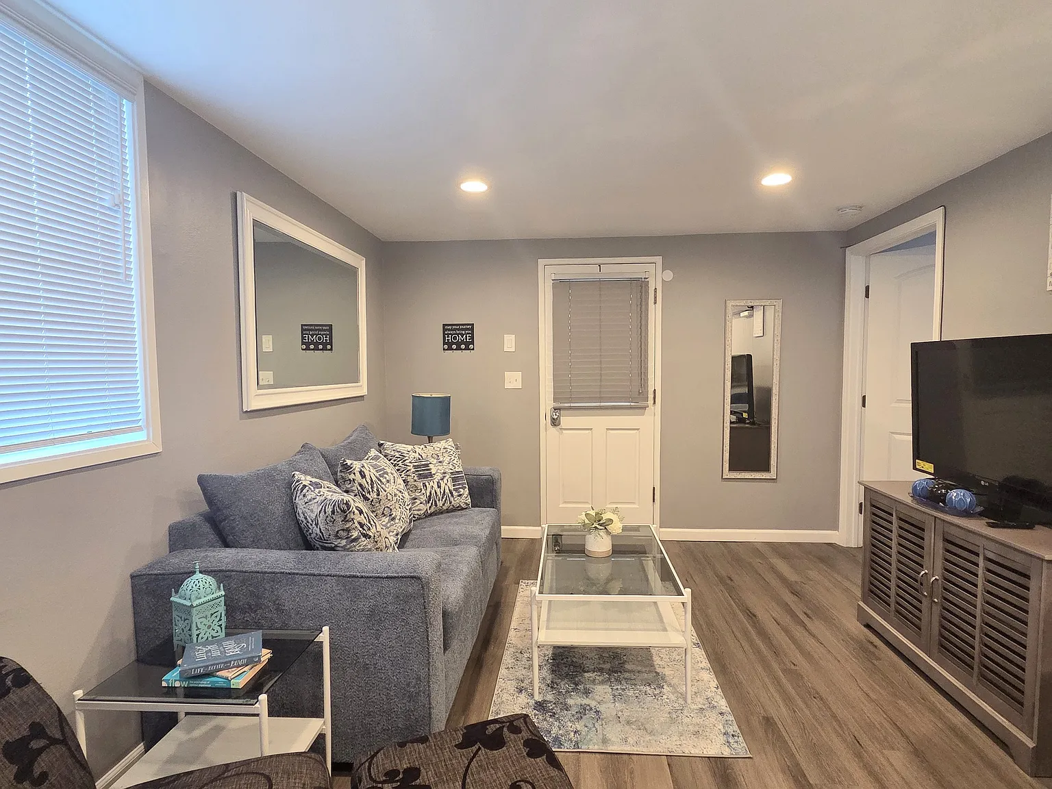 248B Bluefield Ave — Photo 2