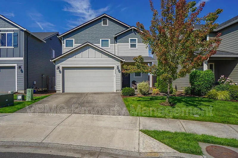 3 bed, 2.5 bath, 1665 sqft, $2,795 — Photo 1