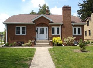 606 Robert Ave, Rockford, IL 61107