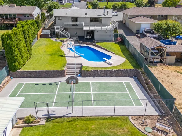 1005 Meadowbrook Rd, Yakima, WA 98903