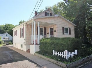 4 Willow Pl, South River, NJ 08882