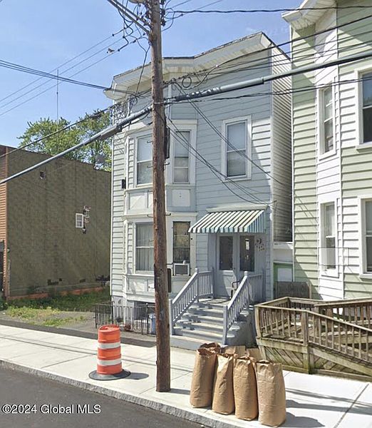 3rd image of 346 Orange Street