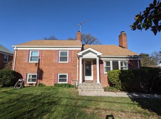 6104 Brandon Ave, Springfield, VA 22150