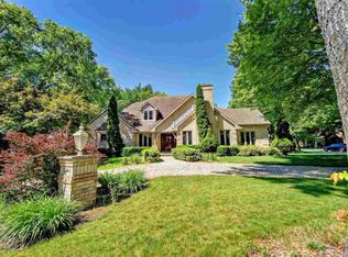 2080 Shady Ln, Green Bay, WI 54313