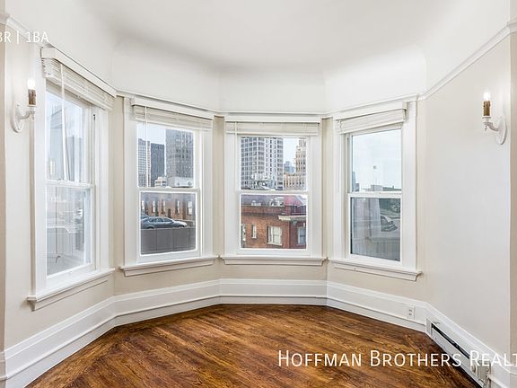 5th image of 905 Pine St #17