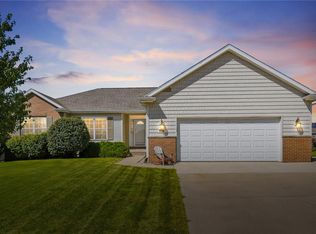 3340 Edgebrooke Dr, Marion, IA 52302