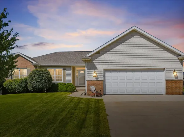 3340 Edgebrooke Dr, Marion, IA 52302