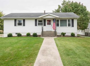 710 SE 6th St, Aledo, IL 61231