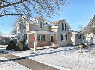 505 W Clark St, Calmar, IA 52132