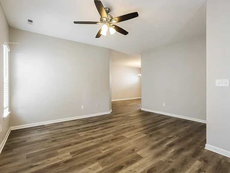 7150 Parklake Pl — Photo 4