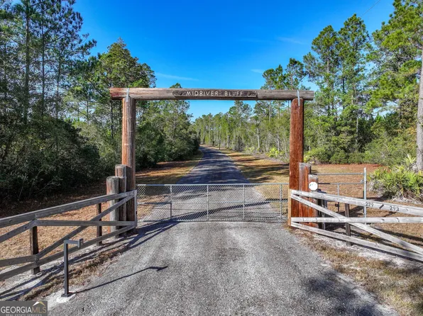 279 Mid River Rd, White Oak, GA 31568