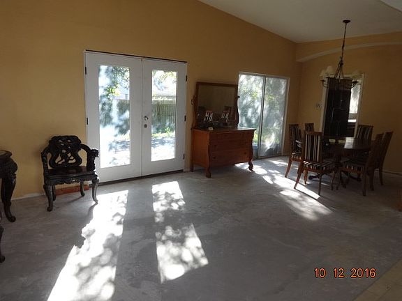 4th image of 1705 Westmoor Dr