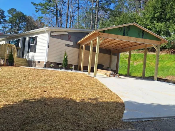 429 W Sunshine Cir #109, Hendersonville, NC 28792