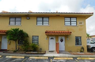1st image of 200 SW 113th Ave APT 202