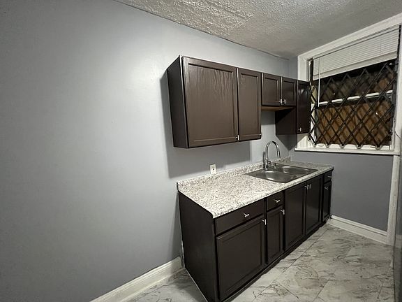 2nd image of 7444 S East End Ave #3