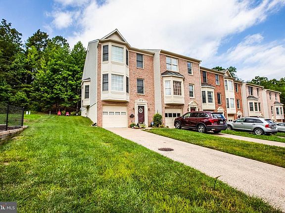 2nd image of 501 Twin Brook Ln