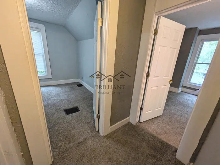 2239 E 34th St #1 — Photo 8