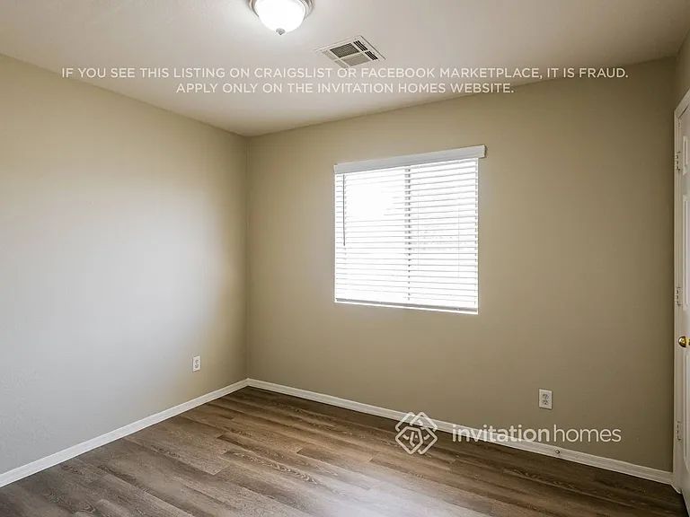 7213 S 8th St — Photo 13