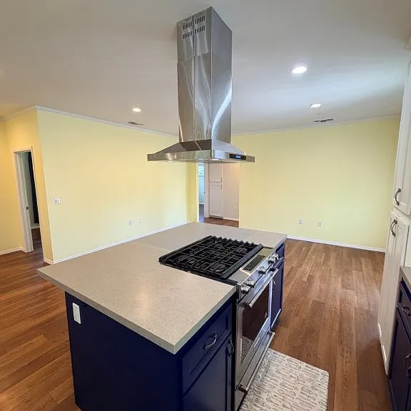 4545 Vesper Ave — Photo 6