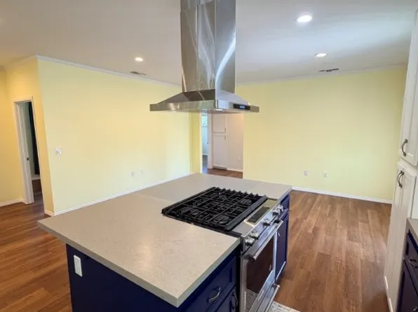 4545 Vesper Ave, Sherman Oaks, CA 91403