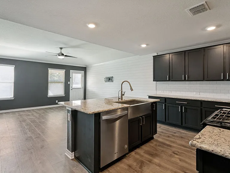 9908 Bratten Rise — Photo 10