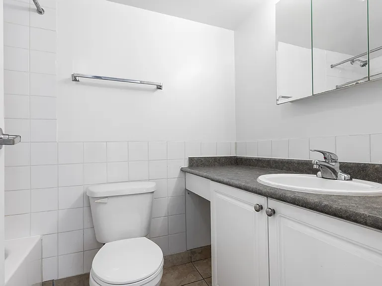 1228 Nicola St #203 — Photo 5