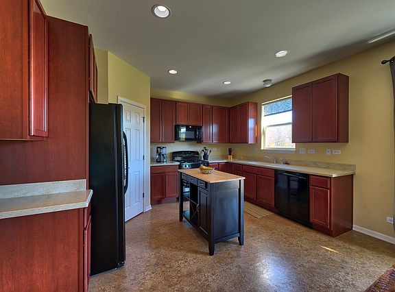 5th image of 2688 Heron Ln