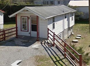 243 Azalea Ave, Brevard, NC 28712