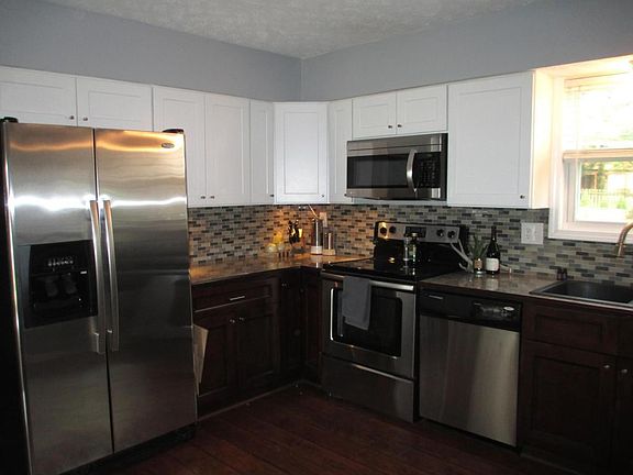 5th image of 551 Haversham Dr