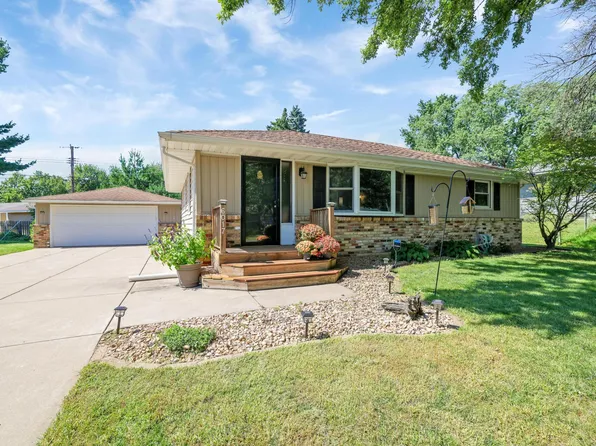 6017 Yukon Ave N, New Hope, MN 55428