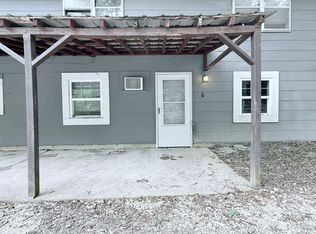 302 N Spring St, Steelville, MO 65565