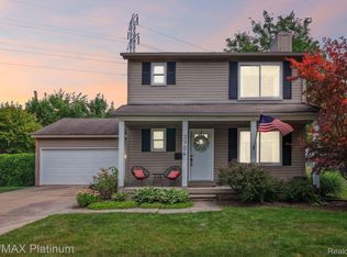 3704 Benjamin Ave, Royal Oak, MI 48073