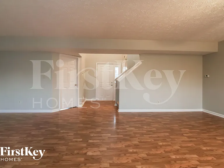 5313 Waterton Lakes Dr — Photo 3