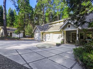 13386 Woodzy Pl, Nevada City, CA 95959